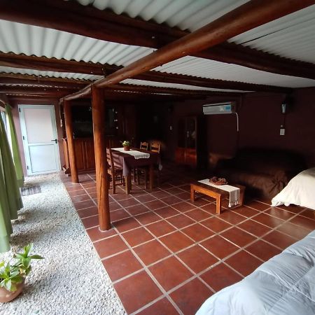 Casa Sol Y Sierras A 500 Metros Del Centro Villa Alta Gracia Luaran gambar